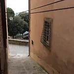 La Casa Del Maestro קורטונה