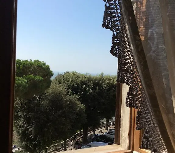 La Casa Del Maestro