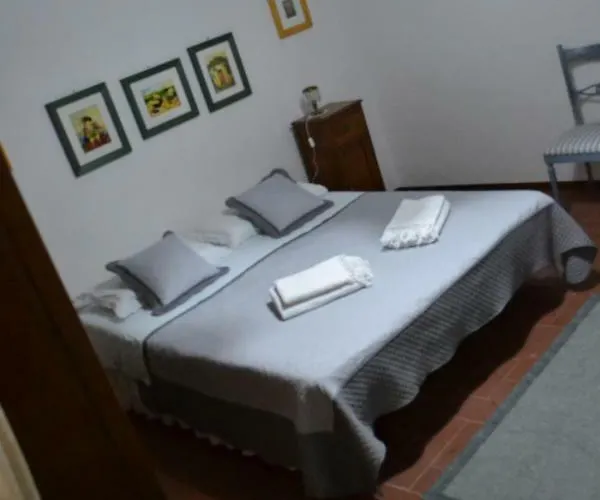 La Casa Del Maestro Gasthof Cortona